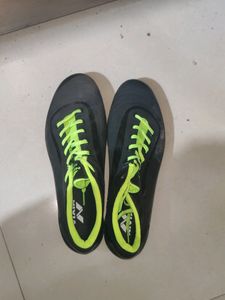 NIVIA mens Football Shoes. Unused.No Coins.