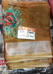 Beautiful Floral Print Saree