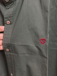 Men's Classic Shirt with stylish collar