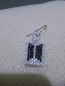 I'm Selling Beautiful Pearls Earing For BTS ARMY