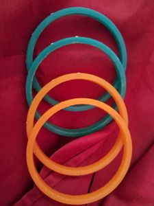 Set of 4 Bangles