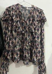 Chic Floral Ruffle Blouse