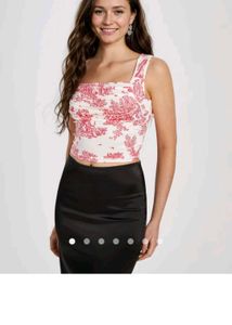 Chic Red & White Toile Print Crop Top