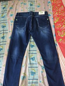 Men's Dark Wash Denim Jeans