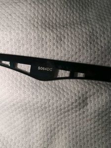 Black goggle