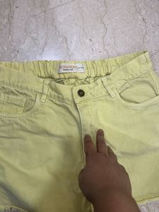 🍋 Yellow Denim Shorts branded
