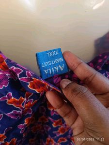 New unsed Small Size  Floral Print Dress