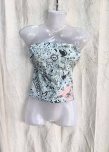 139. Cute Graphic Print Tube Top