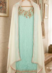 Beautiful Sleeveless Kurta with Dupatta