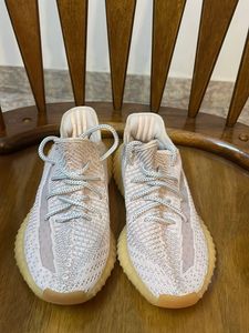 Adidas Yeezy Boost 350 V2