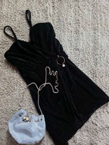 Elegant Black Velvet Party Dress
