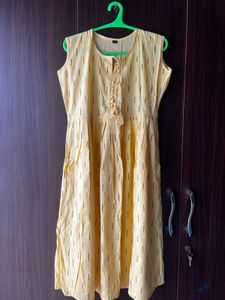 Yellow Printed Sleeveless Kurta