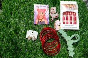 Women's Jewelry & Accessory Bundle