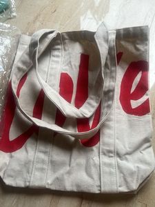 Tira jute Casual 'Love' Tote Bag with pouch