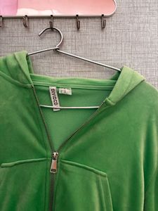 H&amp;M Velvet Cropped Hoodie