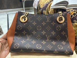 Huge Discount- LV LouisVuitton- Bag