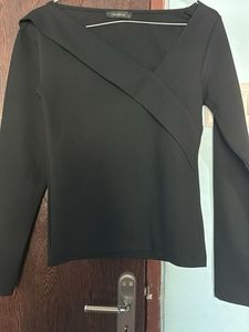 Chic Black Long Sleeve Wrap Top