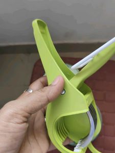 veg cutter peeler and twister.