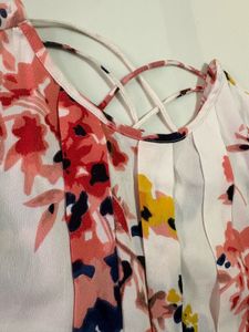 Floral Print Sleeveless Top