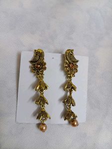 Golden Jewelry Set