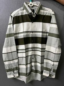 Men's Premium luxurious Striped Casual Shirt