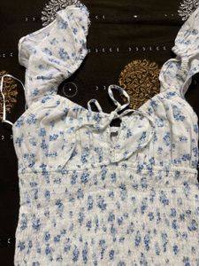 Floral Print top-never worn, completely new