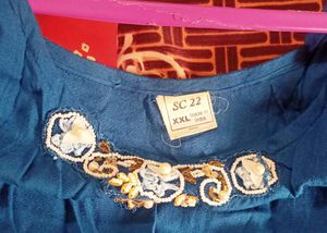 📍Stylish Kurti With Heavy Overcoat 🔥