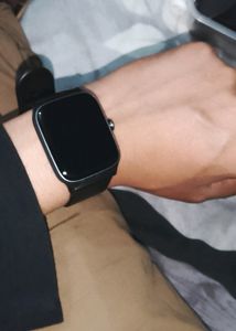 ZEBRONICS Zeb-FitMe Smartwatch, New like Condition