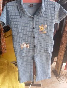 size all available