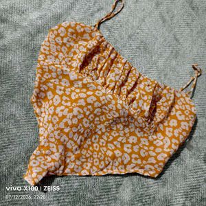 26127. Cute Orange Floral Crop Top