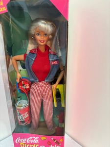 Coca-Cola Picnic Barbie Special Edition