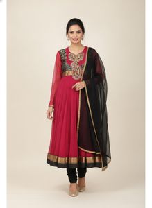 red suit with  black churidar and dupatta