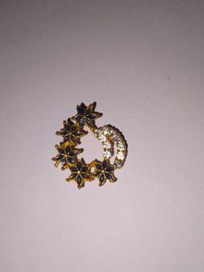 Elegant Floral Heart Pendant