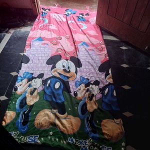 Single bed cover with knot