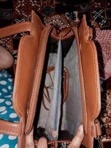 BROWN SLING🤎