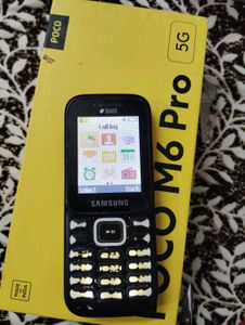 Samsung Duos Feature Phone