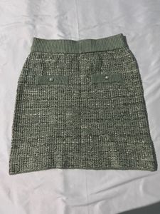 Chic Tweed Mini Skirt