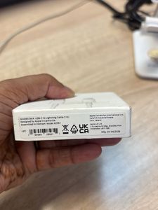 ORIGINAL Apple USB-C to Lightning Cable (1m)
