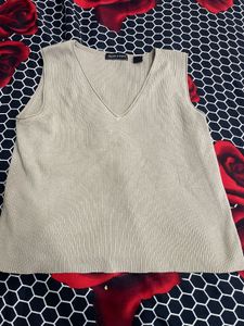 Ribbed V-Neck Long Sleeve Top