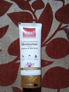 Tac moisturiser