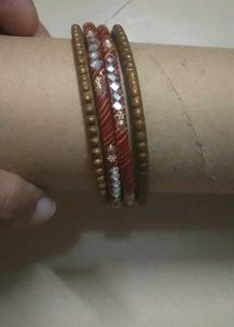 Lakh Mustard &amp; Maroon Mirror Work Set of Bangles