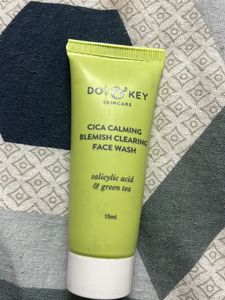Dot And Key Face Wash