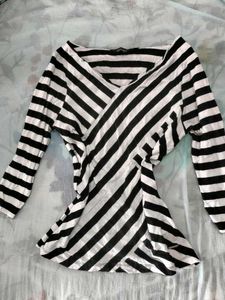 Striped V-neckcTop