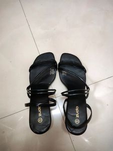 Stylish Zudio Heels