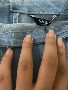 mini skirt