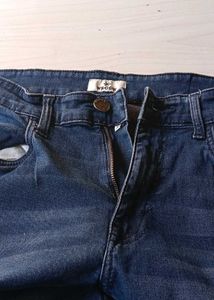 Bundle of men's jeans