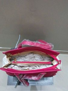 carpese Chic Red Tote Handbag