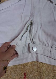 High Waisted White Denim Shorts🐇