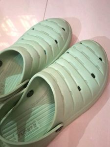 Light Green Comfort Clogs