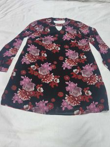 Very Smart Ladies Top